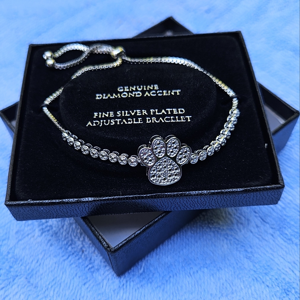 Made For Macy's Diamond Accented Paw Slider Bracelet Silver Plate Adjustable NWT